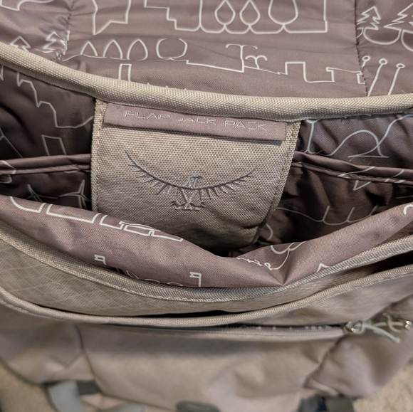 COPY - Osprey flapjack backpack day pack - Picture 5 of 7